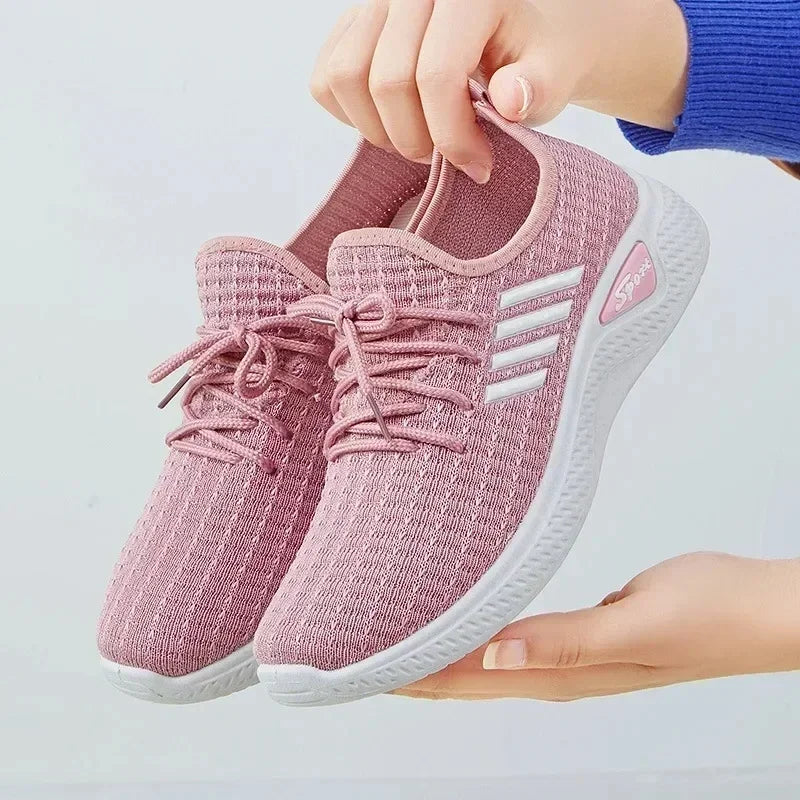 Women's Low-Top Running Sneakers