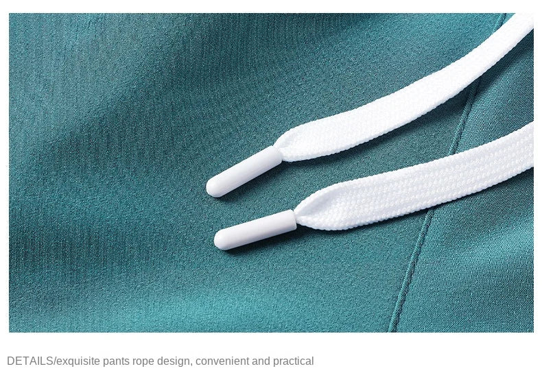 Sports Shorts With Zippered Pockets For Men And Women