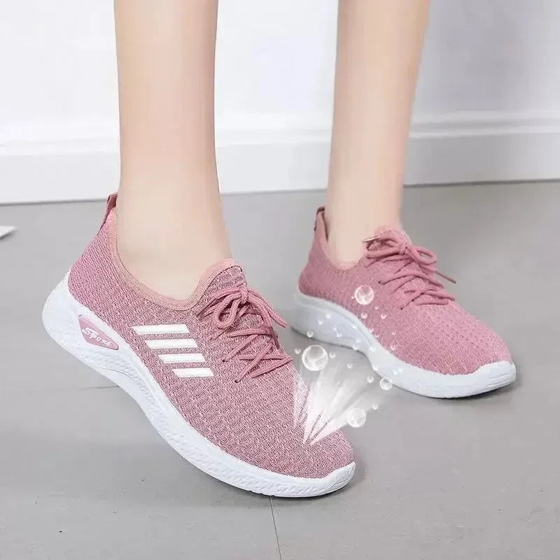 Women's Low-Top Running Sneakers