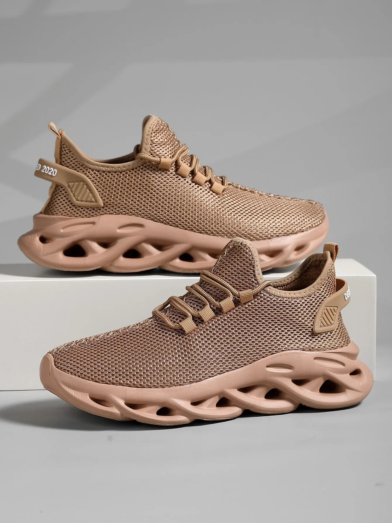 Men Sports Tennis Shoes for Exercise