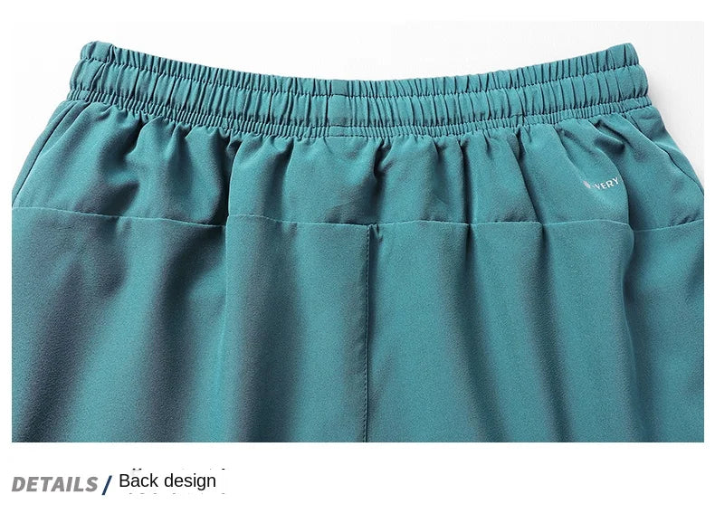 Sports Shorts With Zippered Pockets For Men And Women