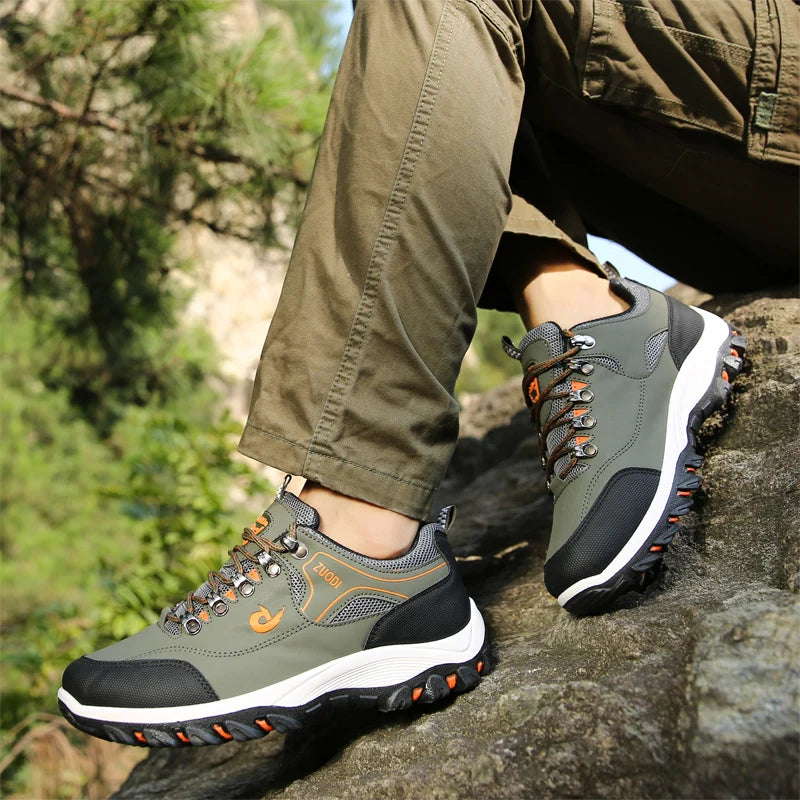 Men's Waterproof Hiking Shoes Outdoor Leather Sports Shoes