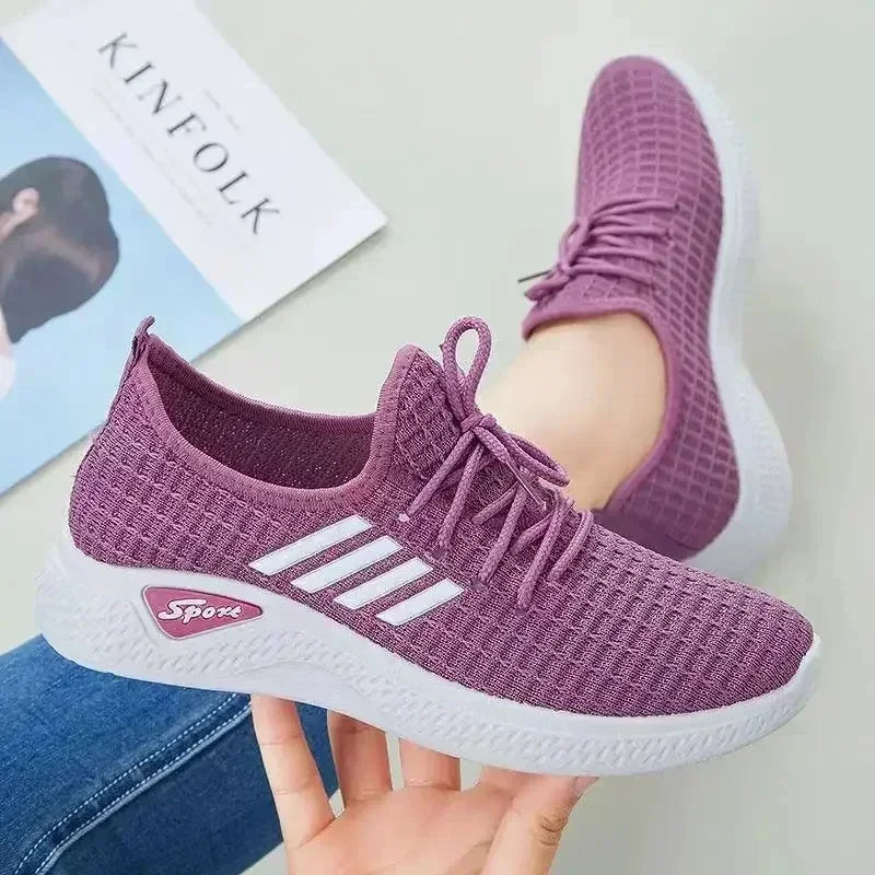 Women's Low-Top Running Sneakers
