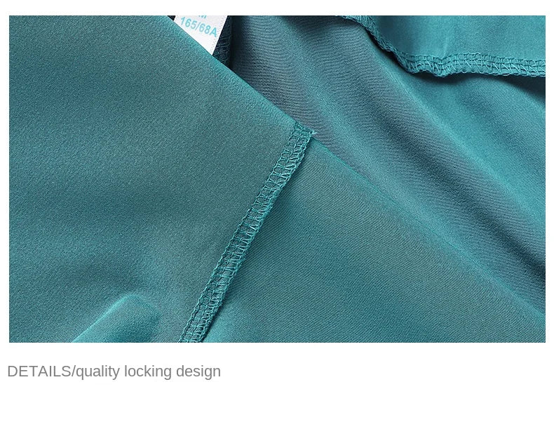 Sports Shorts With Zippered Pockets For Men And Women