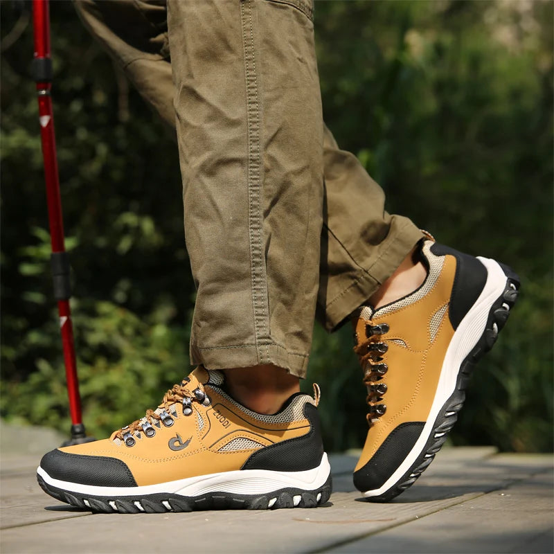 Men's Waterproof Hiking Shoes Outdoor Leather Sports Shoes